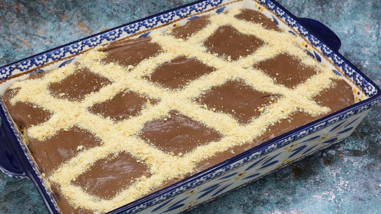طريقة عمل المهلبية بالبسكويت
