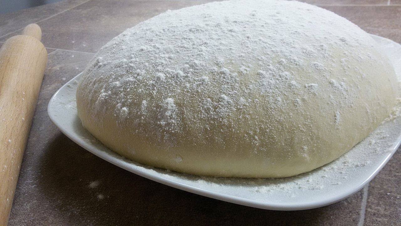 طريقة عمل عجينة العشر دقائق