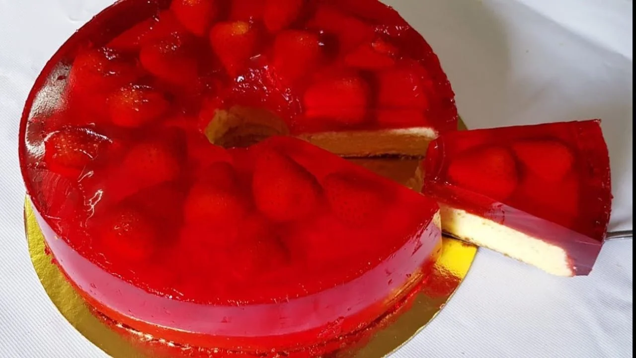 طريقة عمل كيكة الكاسترد بالجيلي