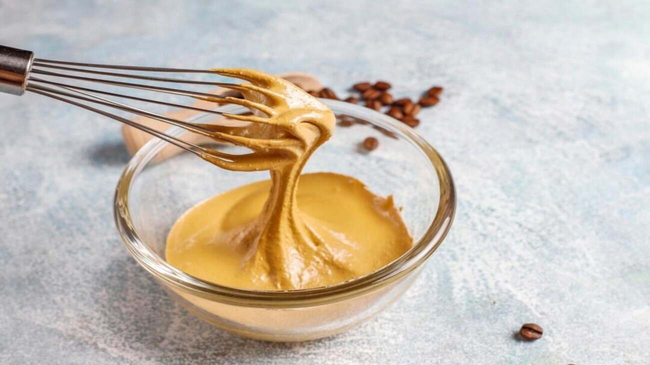 ما هي مكونات عمل صوص اللوتس