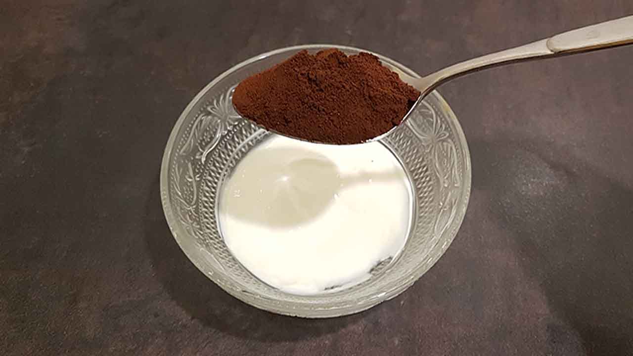 ماسك القهوة واللبن لتفتيح البشرة