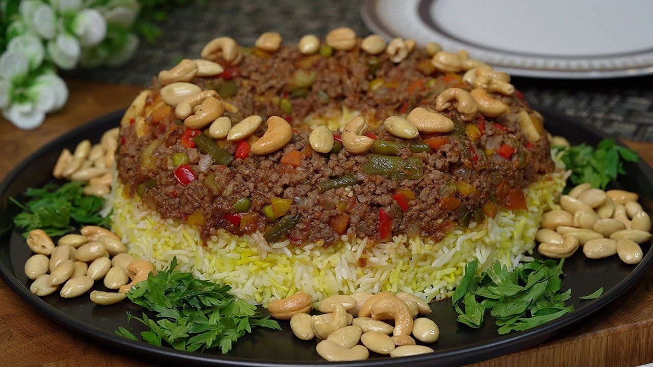 مكونات عمل المقلوبة اليمنية