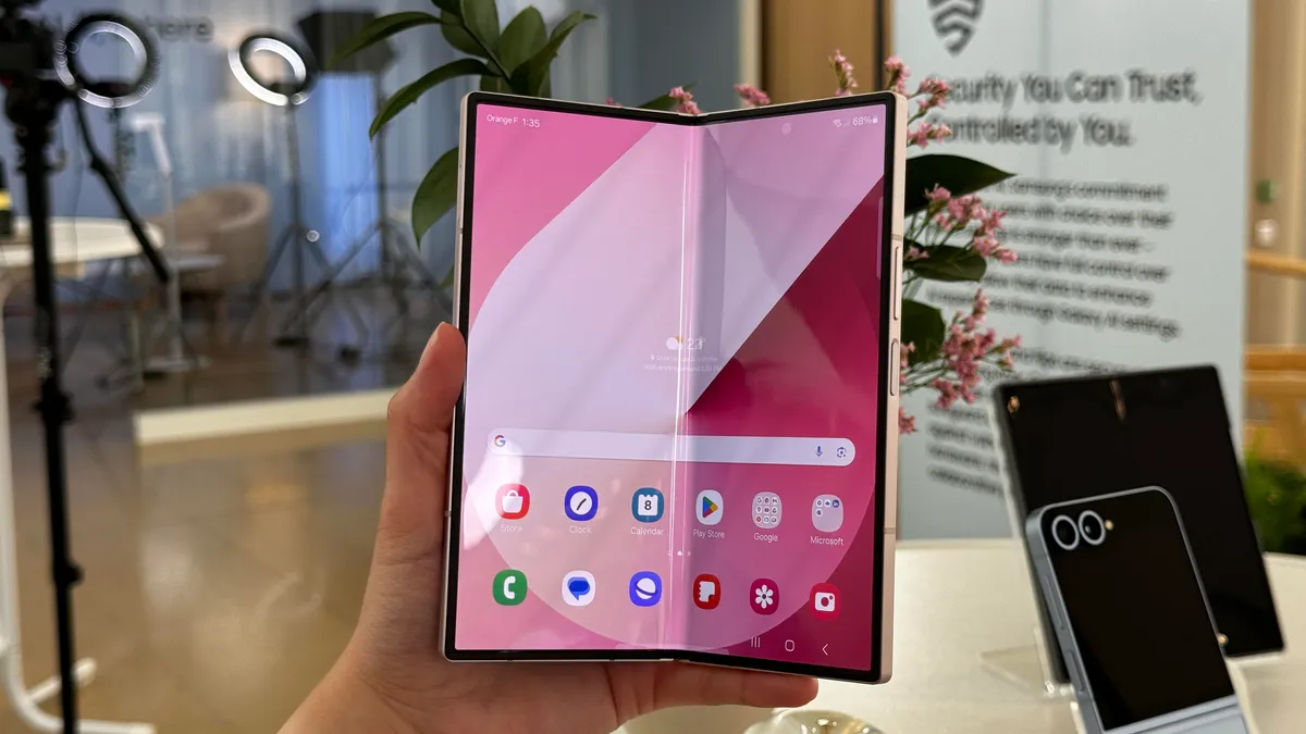 مواصفات هاتف Samsung Galaxy Z Fold 6