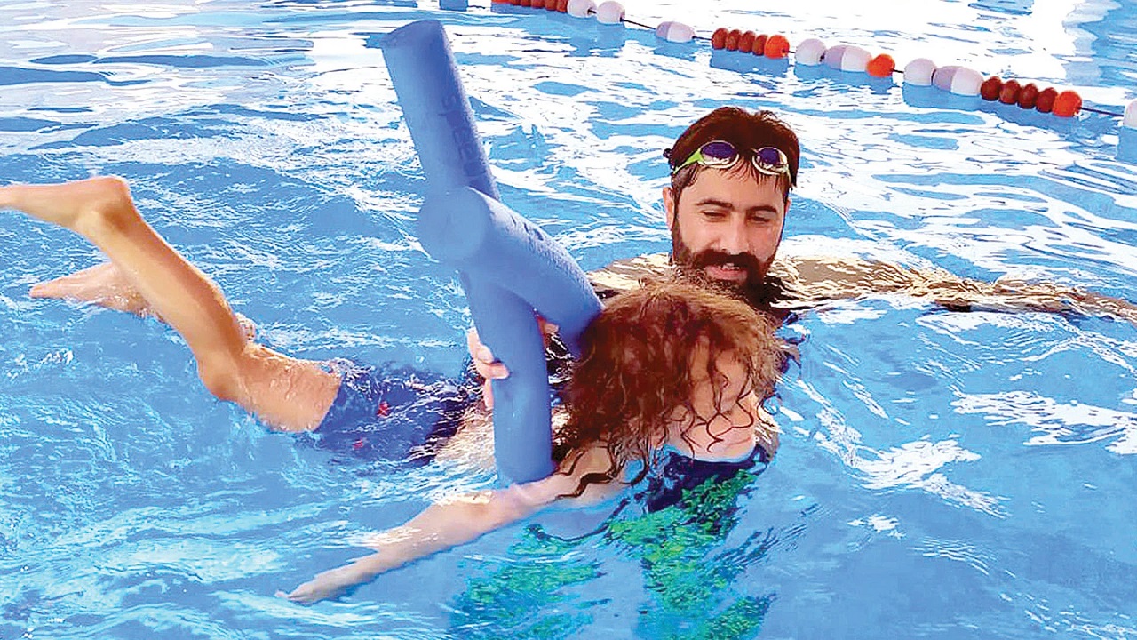 نصائح لسباحة آمنة خلال الإجازة الصيفية