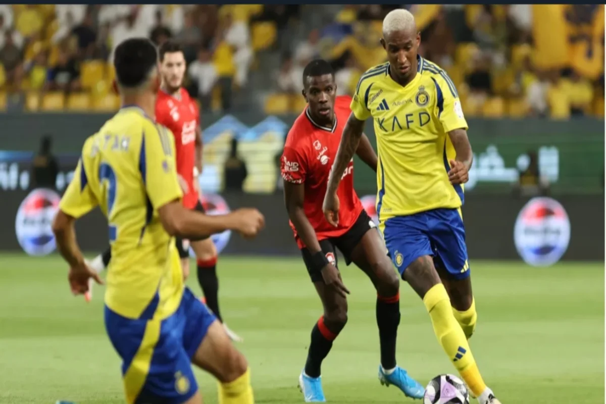النصر يستمر في مطاردة الهلال والاتحاد.. موعد مباراة النصر وضمك في الجولة 12 من دوري روشن السعودي للمحترفين