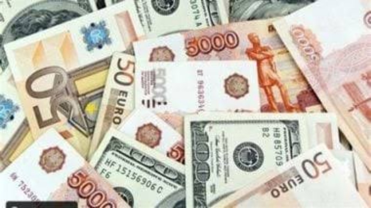 أسعار العملات العربية والأجنبية أمام الجنيه اليوم