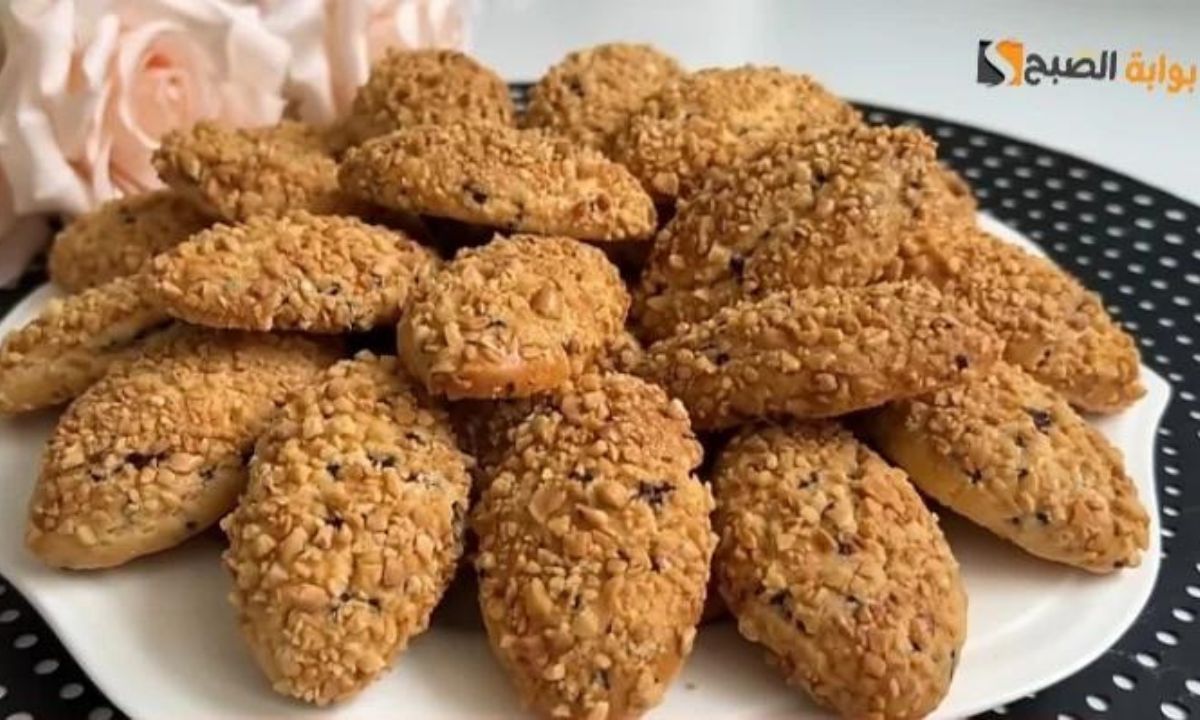 حلوى الفول السوداني والبسكويت