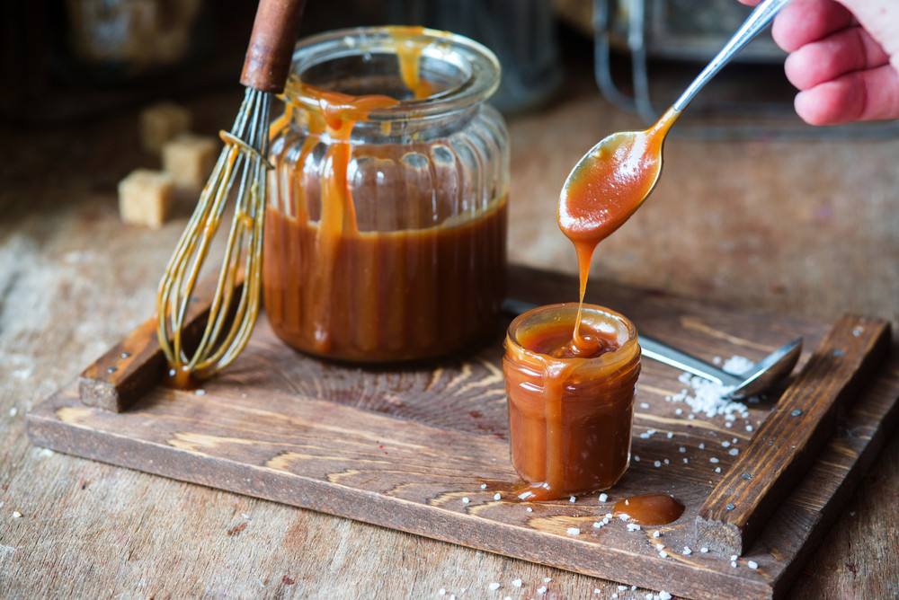 خطوات تحضير صوص كراميل في المنزل