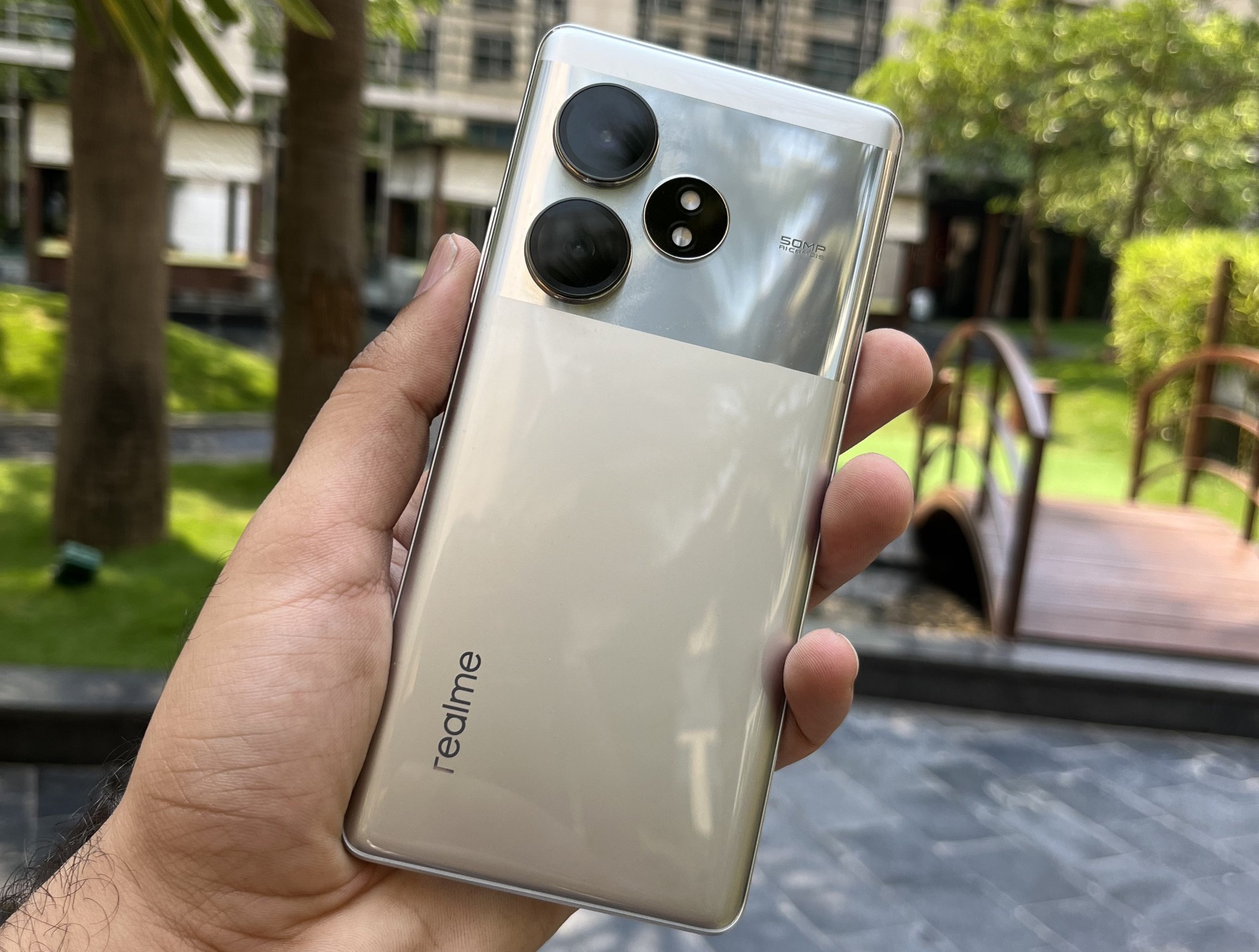 سعر ومواصفات Realme GT 6T