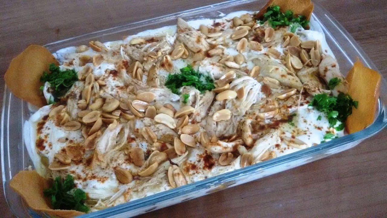 لذيذة هتاكل صوابعك وراها.. طريقة عمل فتة الدجاج بخطوات سهلة وبسيطة