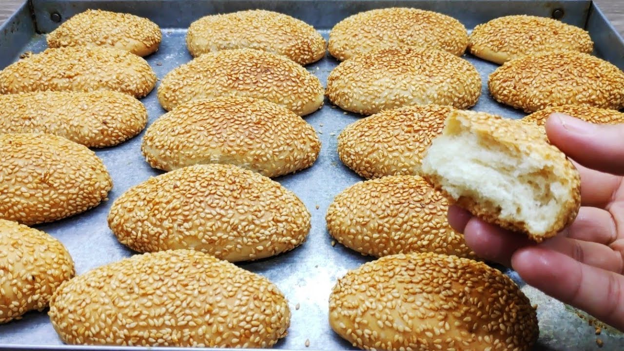فطائر السمسم الطرية