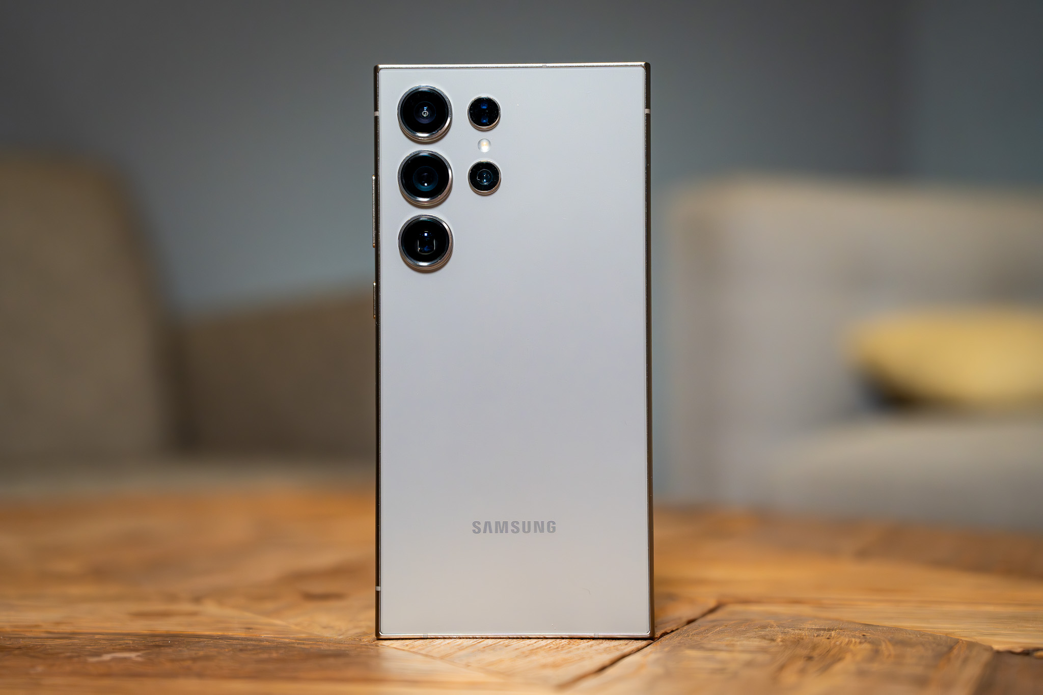 مواصفات هاتف Samsung Galaxy S24 Ultra