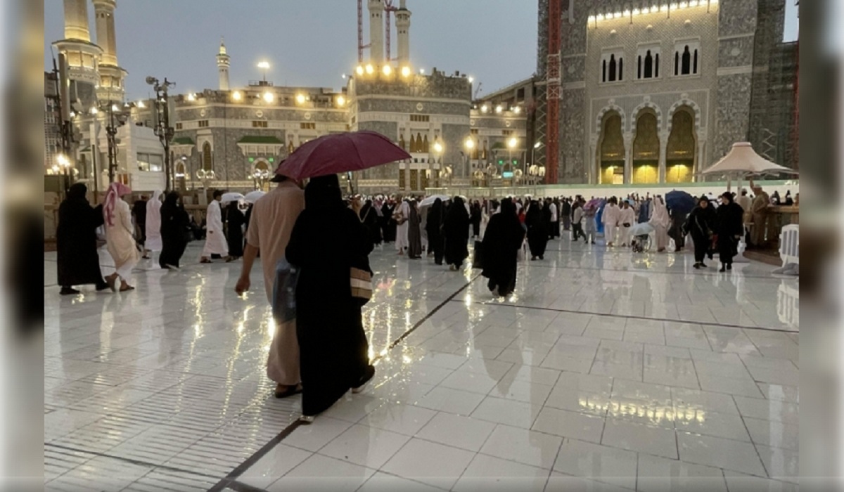 وزارة الحج توجه نصائح هامة لجميع المعتمرين بالتزامن مع هطول الأمطار