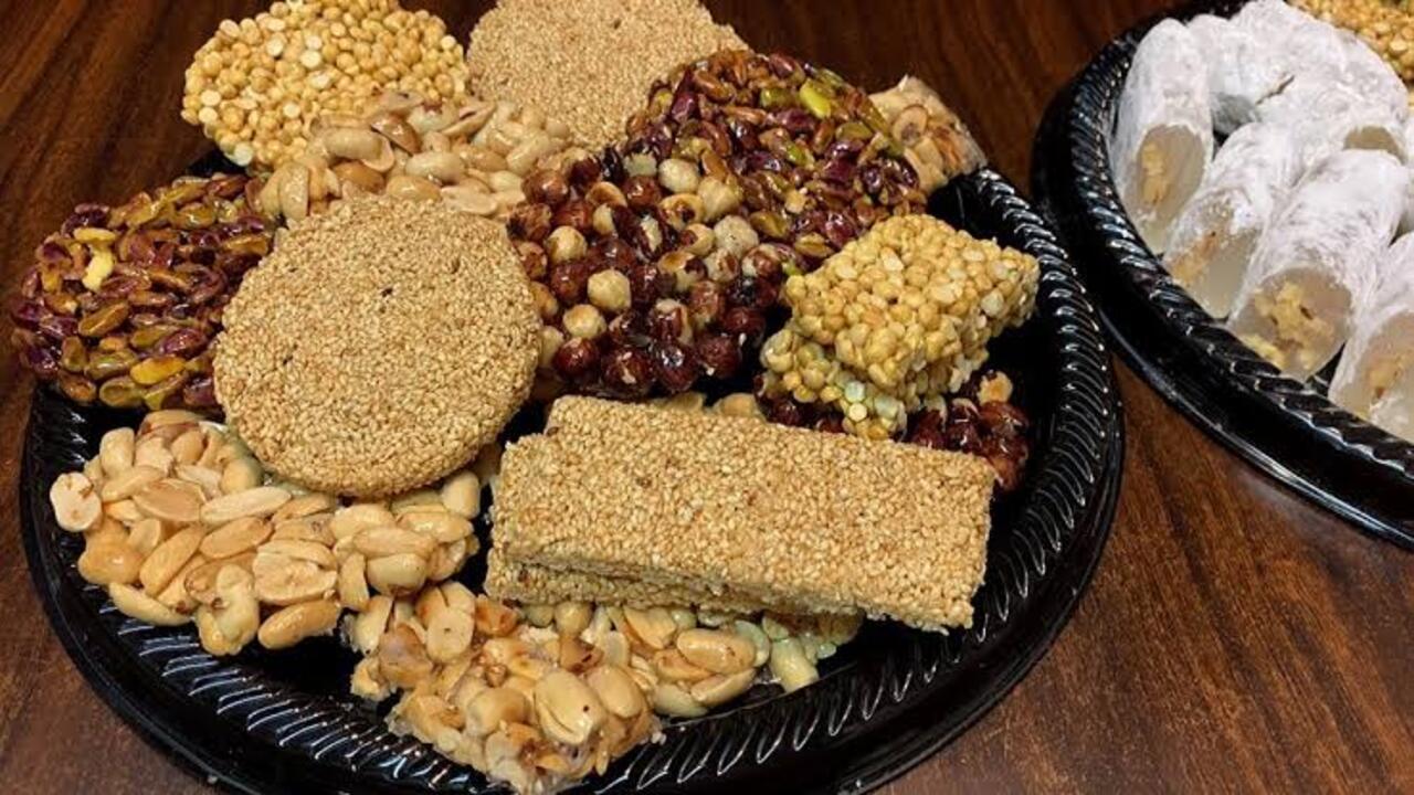 اعمليها في البيت وفرح ولادك بيها بتكلفة قليلة.. طريقة تحضير حلاوة المولد بطريقة سهلة