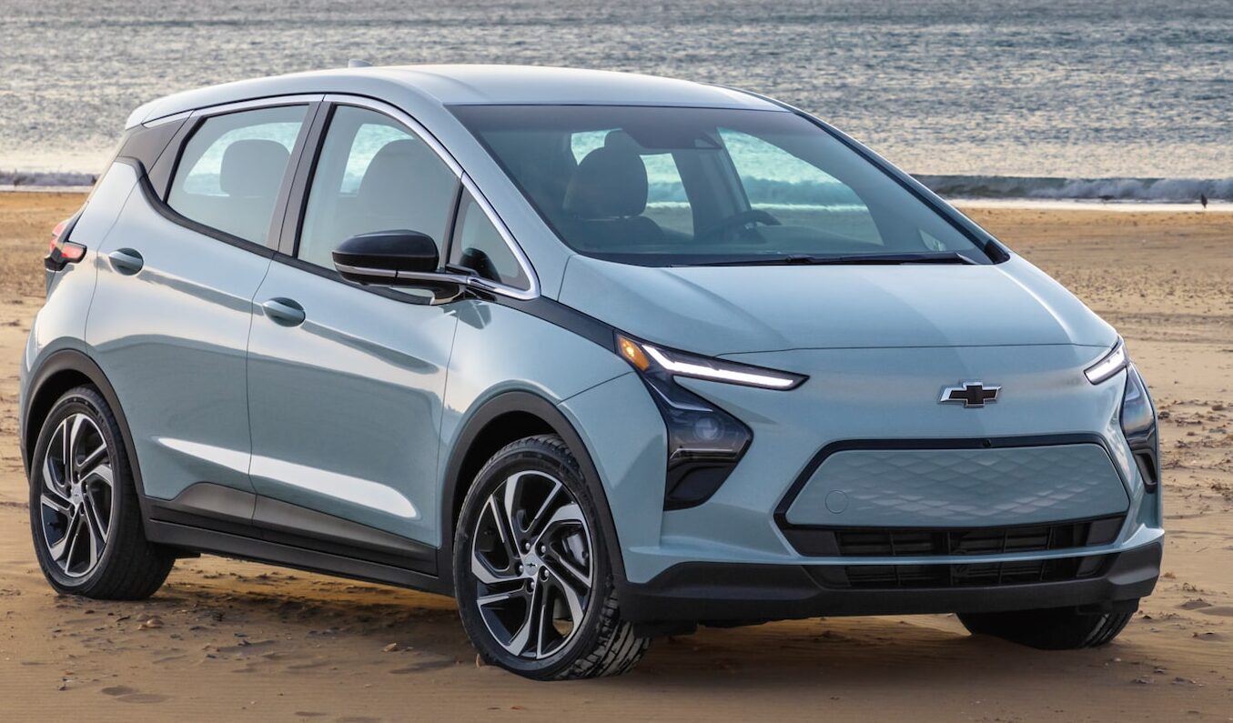 2023 Chevrolet Bolt vs 2023 Nissan Leaf Specs Comparison 7 e1727025019707