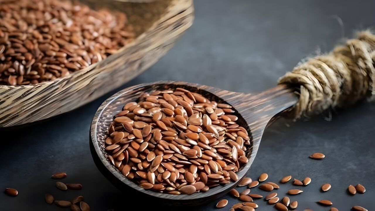 مغلي بذور الكتان للبشرة