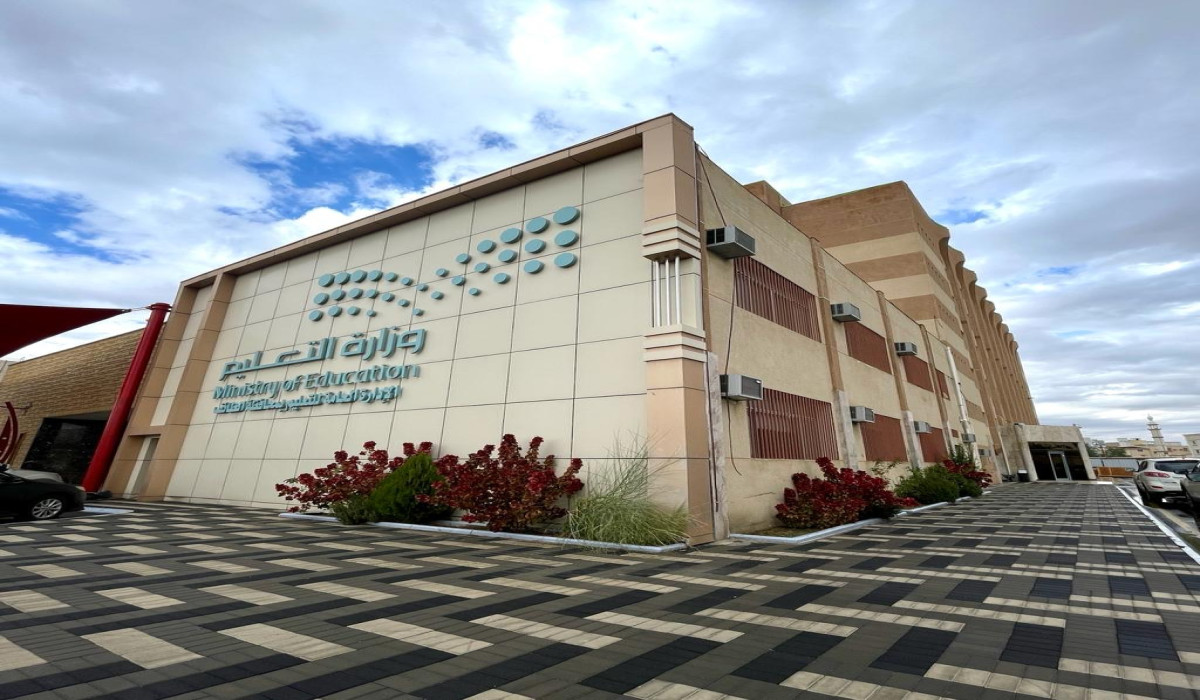 موعد بداية الاختبارات المعيارية لطلبة الصف الأول الثانوي في الطائف