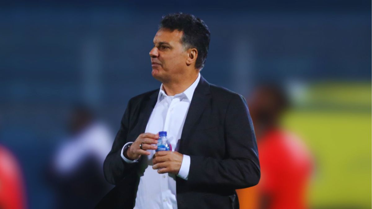 بعد وفاة إيهاب جلال.. إعلامي مصري يهاجم مساعد الكابتن إيهاب بسبب تصريحاته