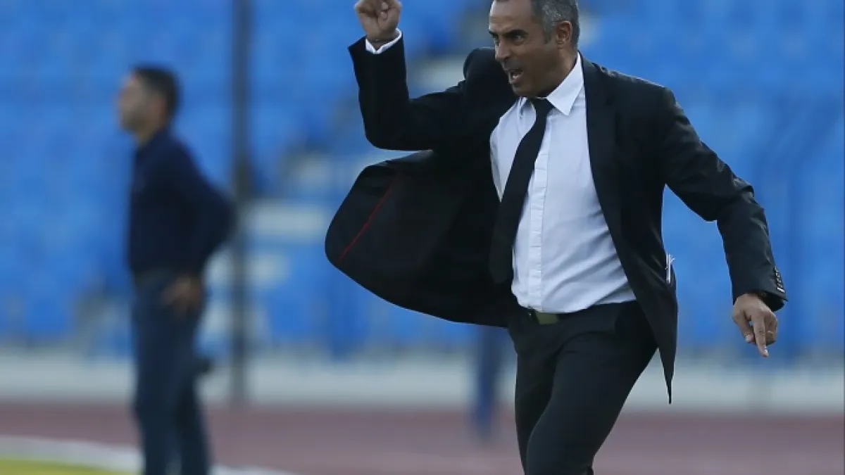 صحيفة برتغالية تتغزل في جوميز مدرب الزمالك: "صنع التاريخ وحصل على العديد من البطولات"