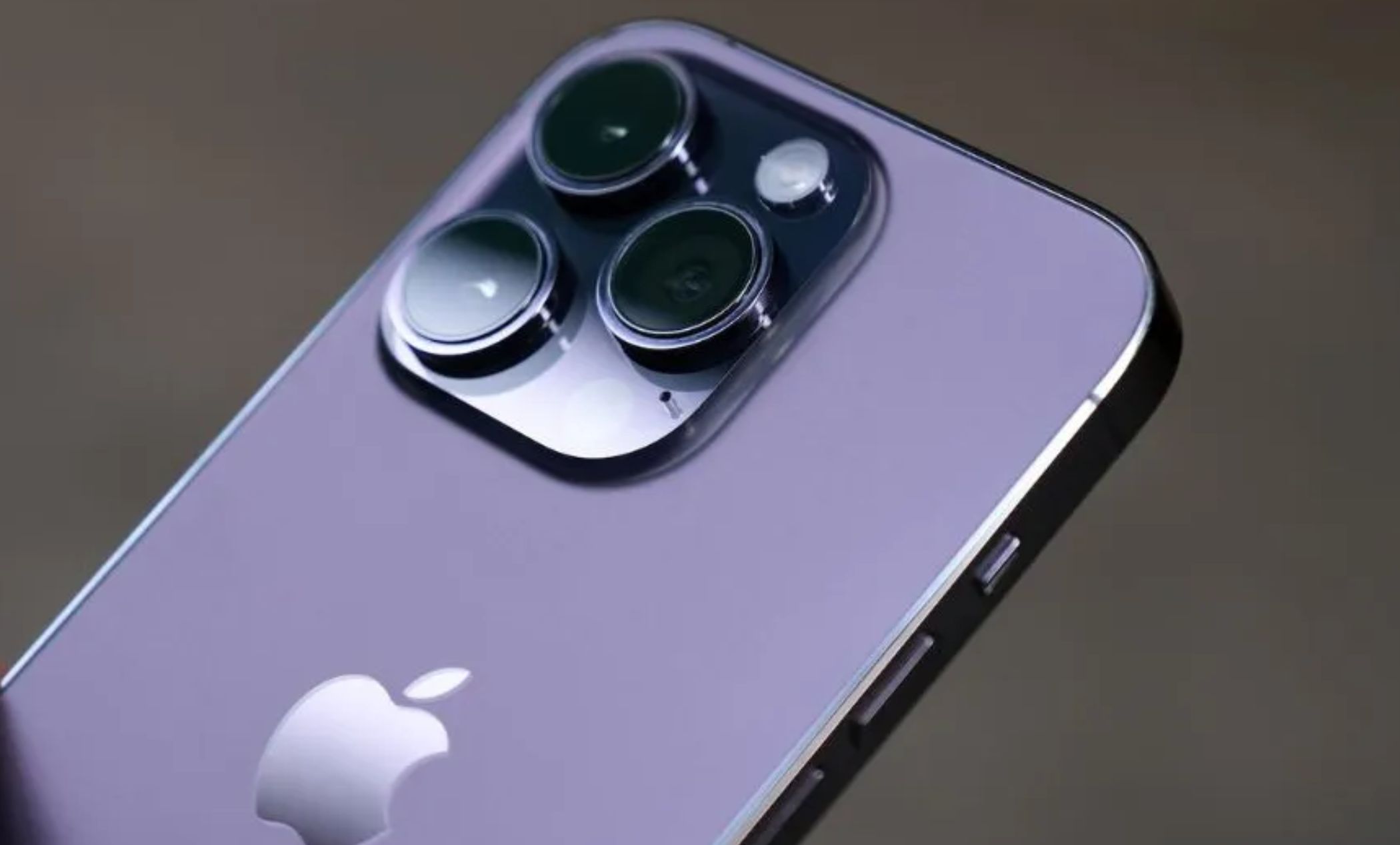 iPhone 16 Pro