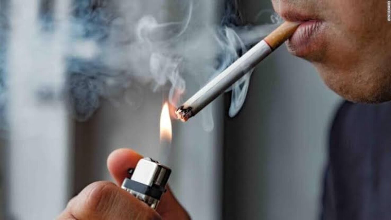 قانون يحظر بيع التبغ في العراق لمن هم أقل من 18 عاما