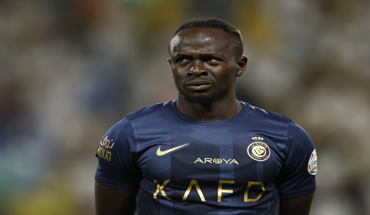 ماني يمزق قميص النصر