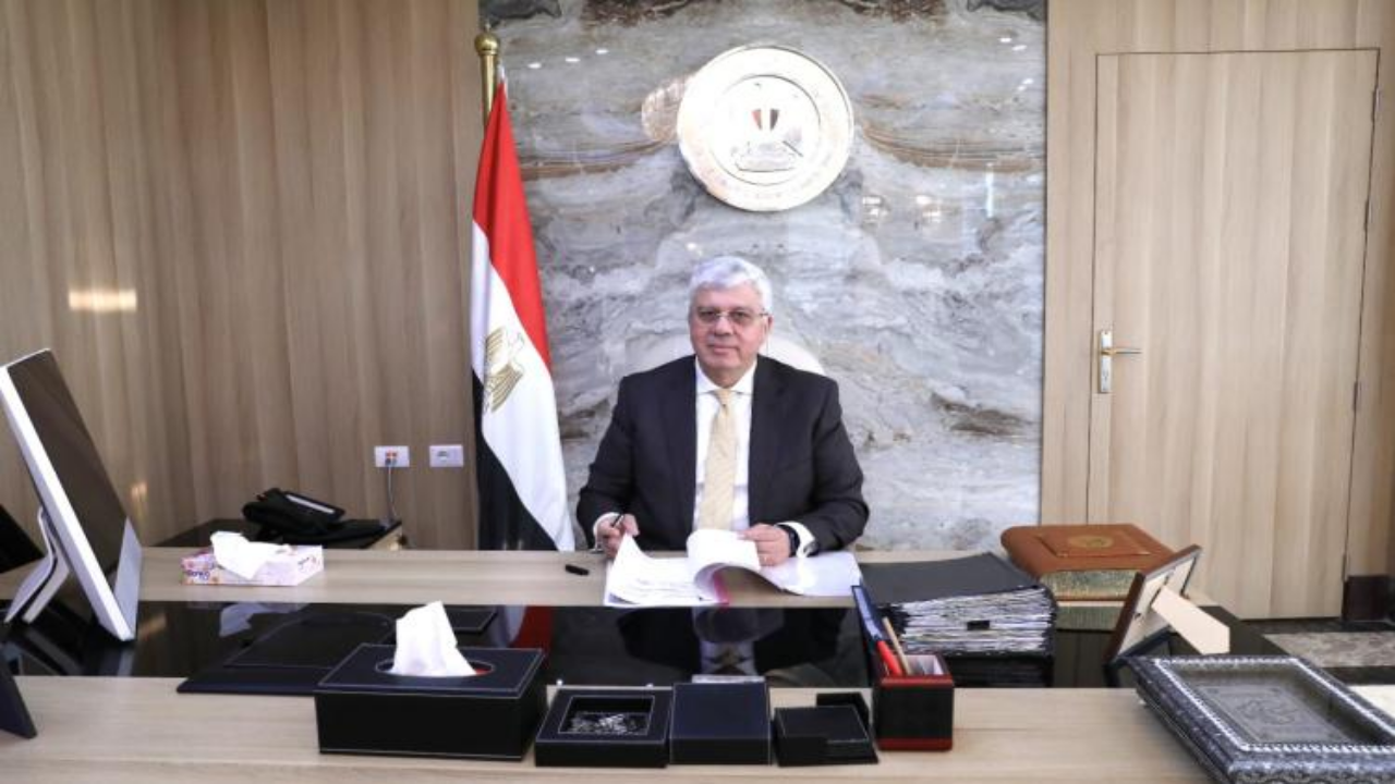إغلاق نشاط وهمي بالشرقية