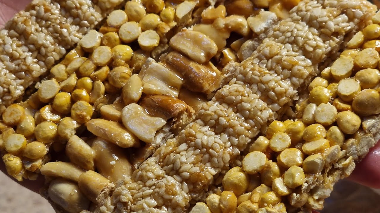 طريقة عمل الحمصية والسمسمية والفولية