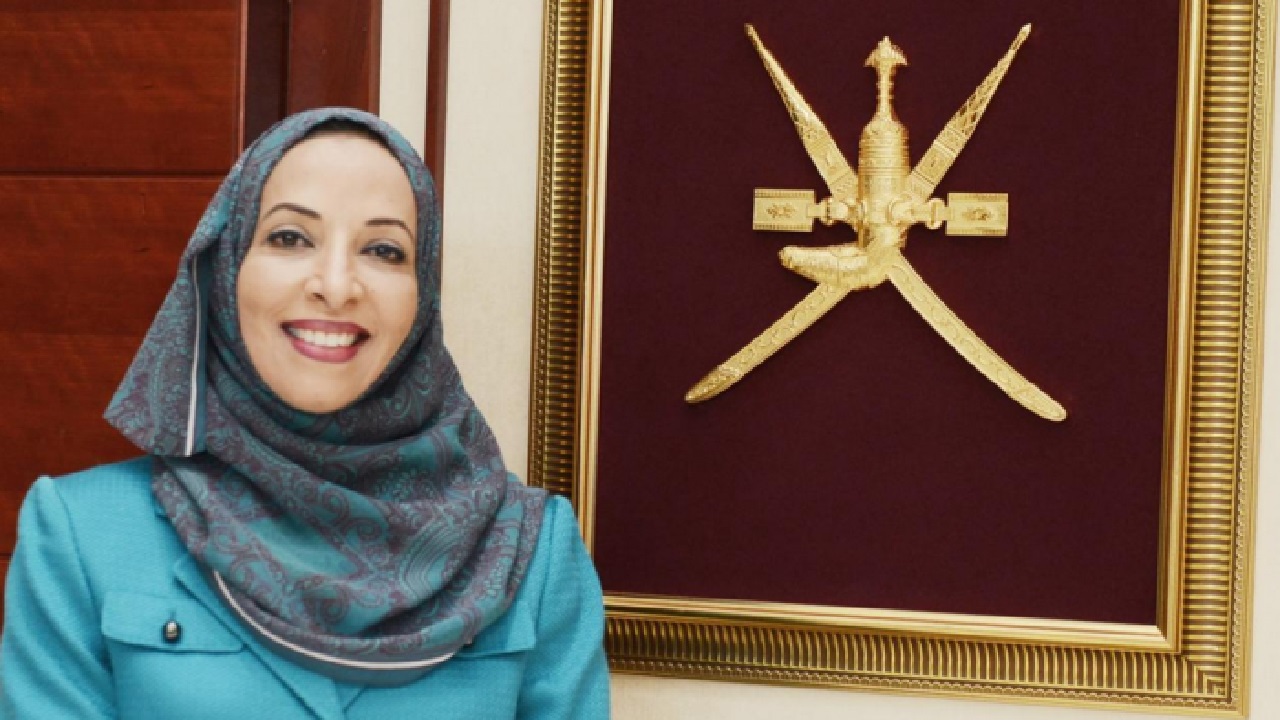 الصف الثاني عشر