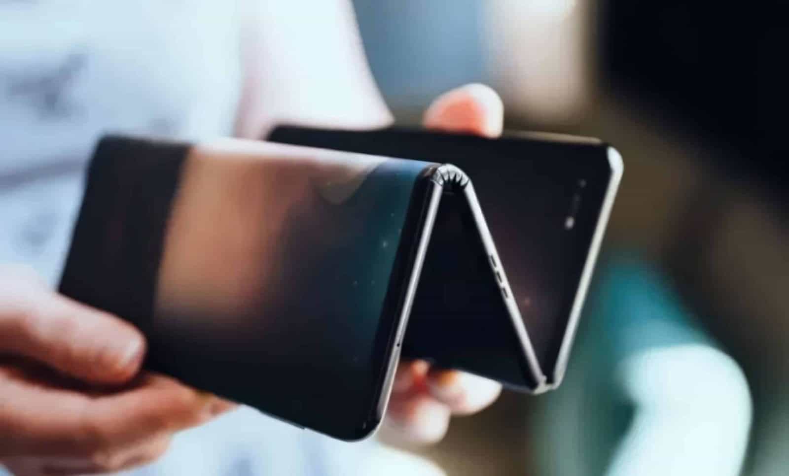 هونر وشاومي يستعدان للمنافسة بالهواتف ثلاثية الطي بميزات استثنائية جديدة