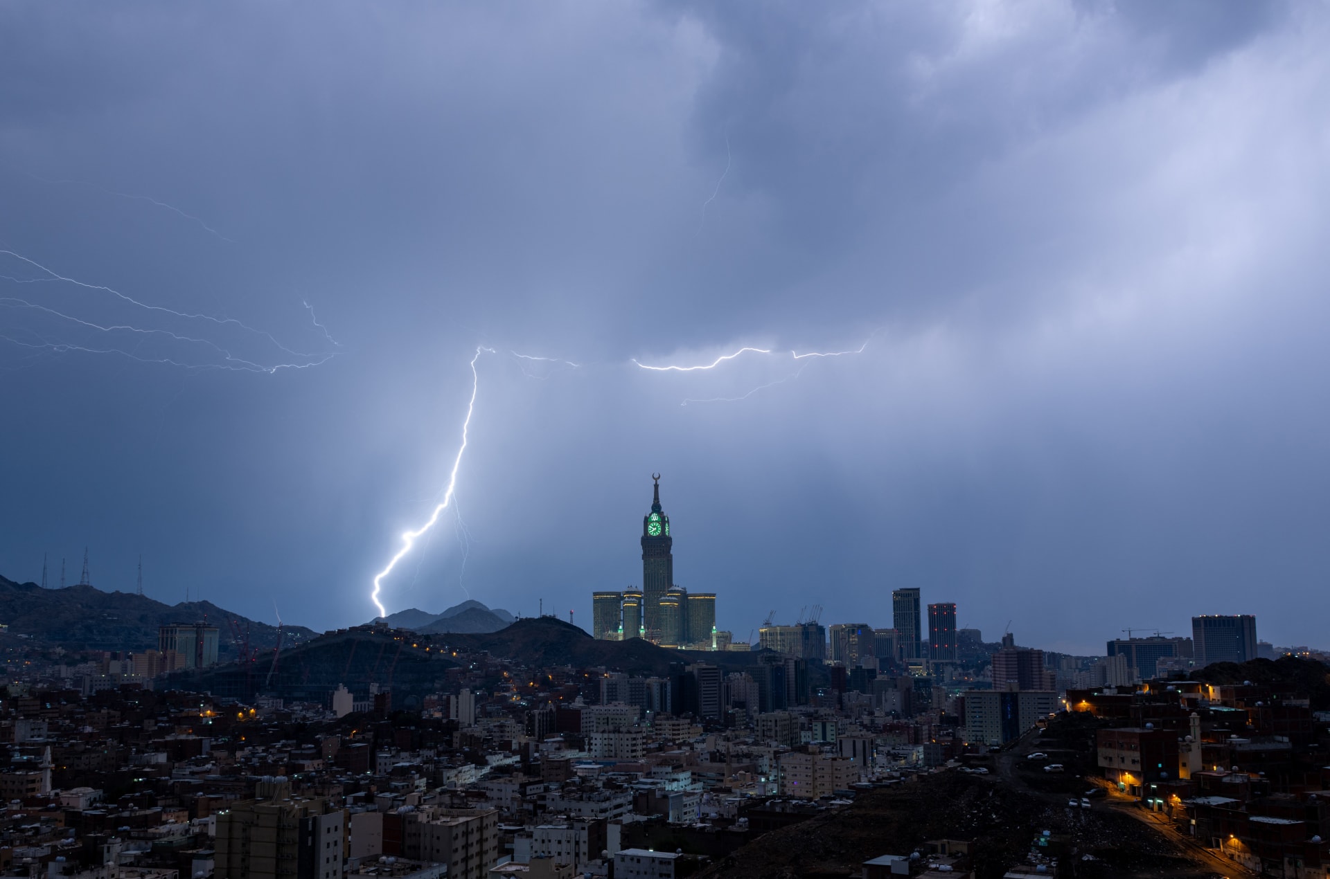 حالة الطقس الساعات القادمة