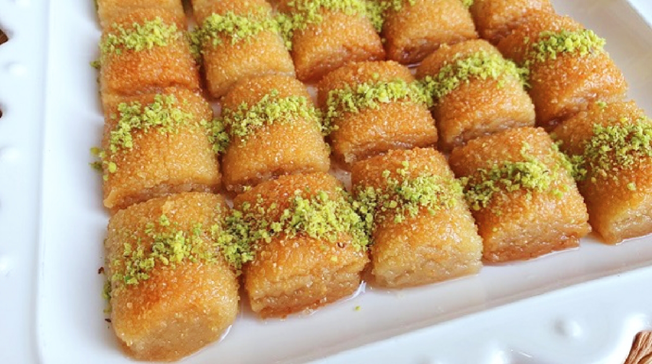 حلوى السميد بالطحينة والعسل