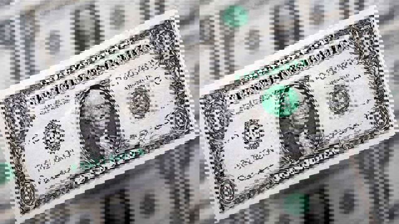 سعر الدولار مقابل الدينار العراقي