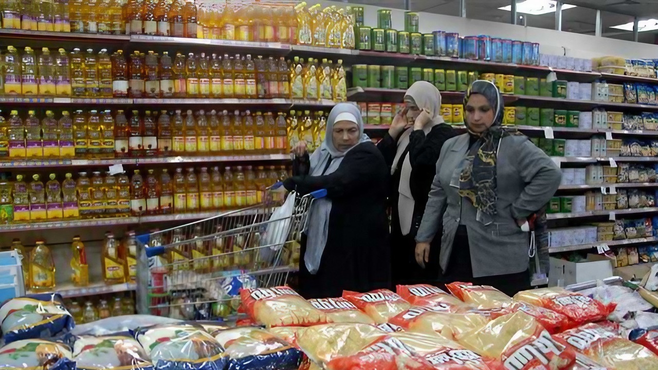 سعر السكر والزيت والسلع الغذائية والخضروات اليوم السبت 7 سبتمبر في السوق المصري