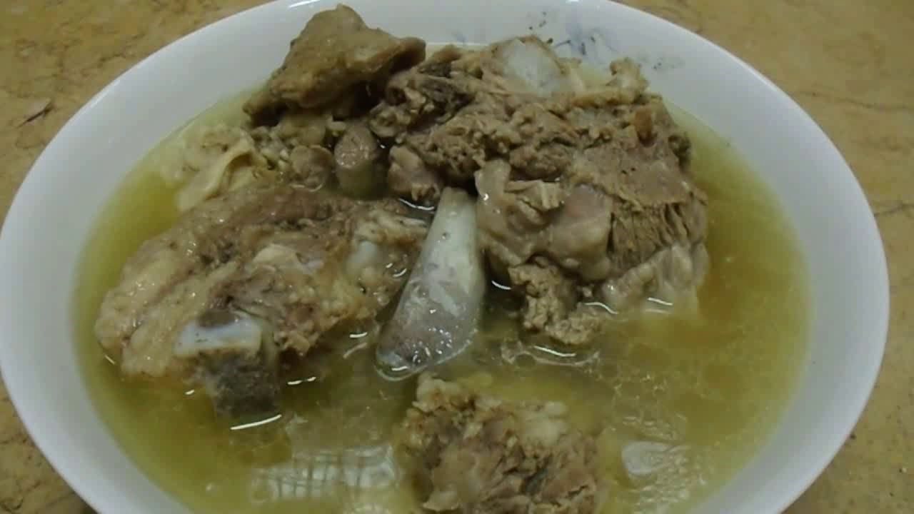 شوربة اللحمة الضاني