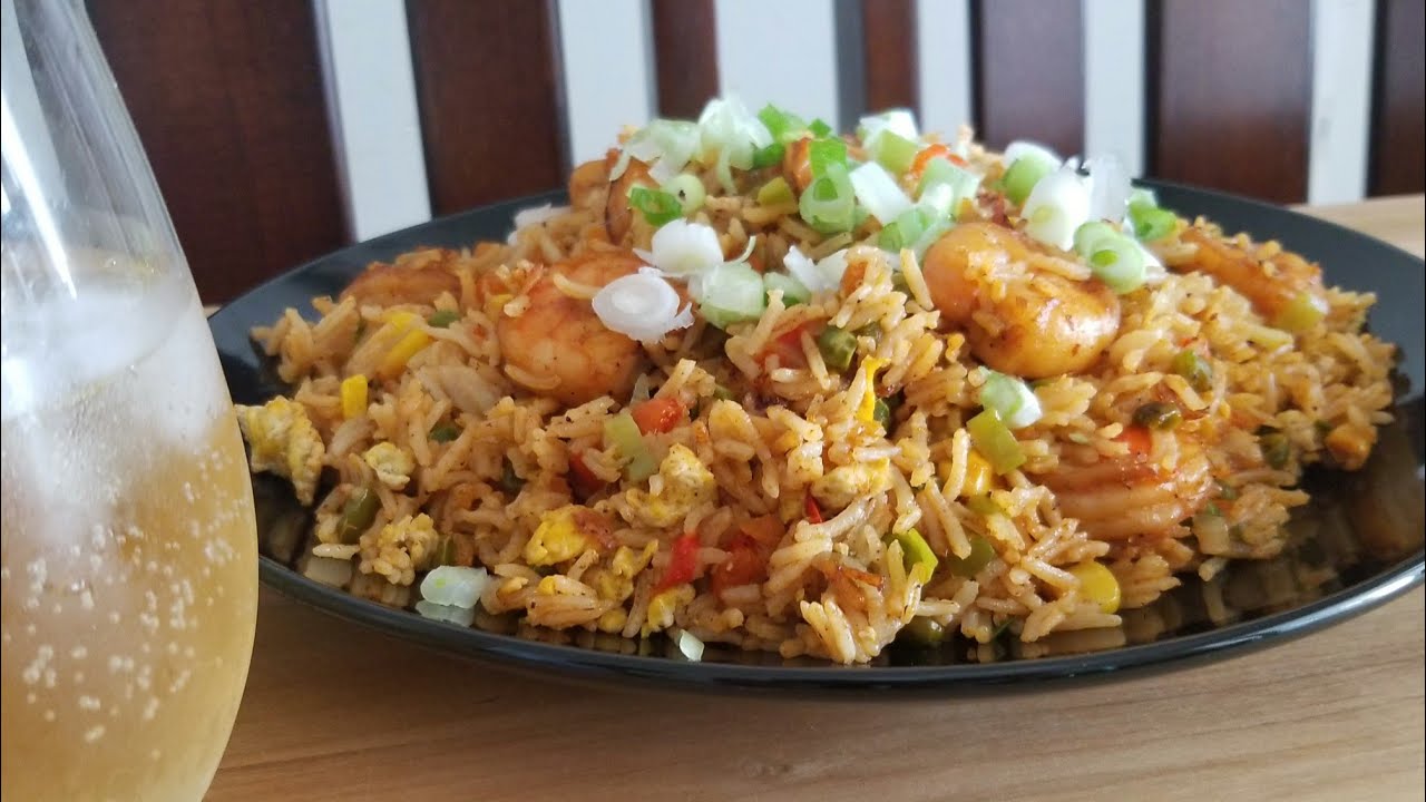طريقة عمل الأرز البني بالجمبري