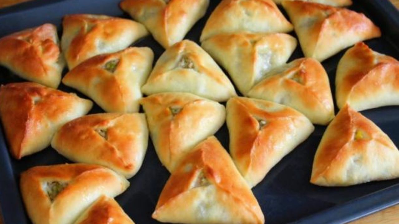 طريقة عمل فطائر الجبنة