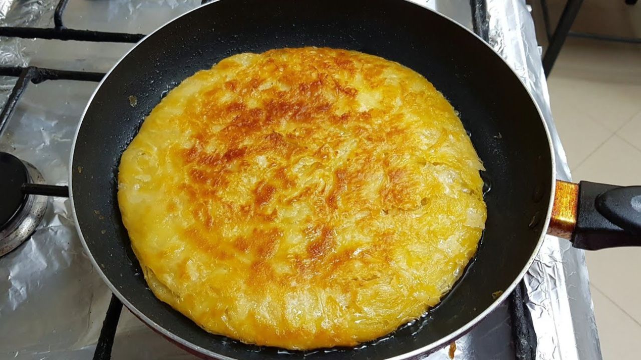 طريقة عمل فطير الطاسة المشلتت