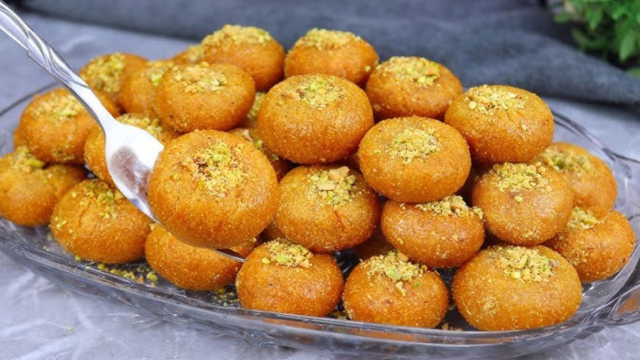 كرات السميد بالشربات