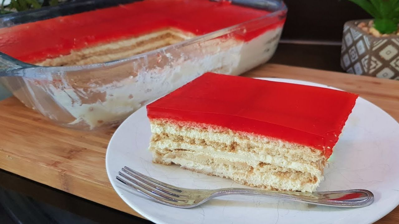 طريقة عمل كيكة الجيلي الباردة