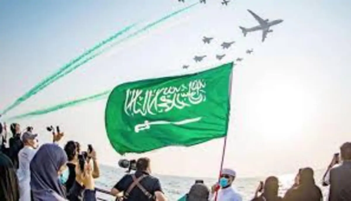 عروض الطيران اليوم الوطني