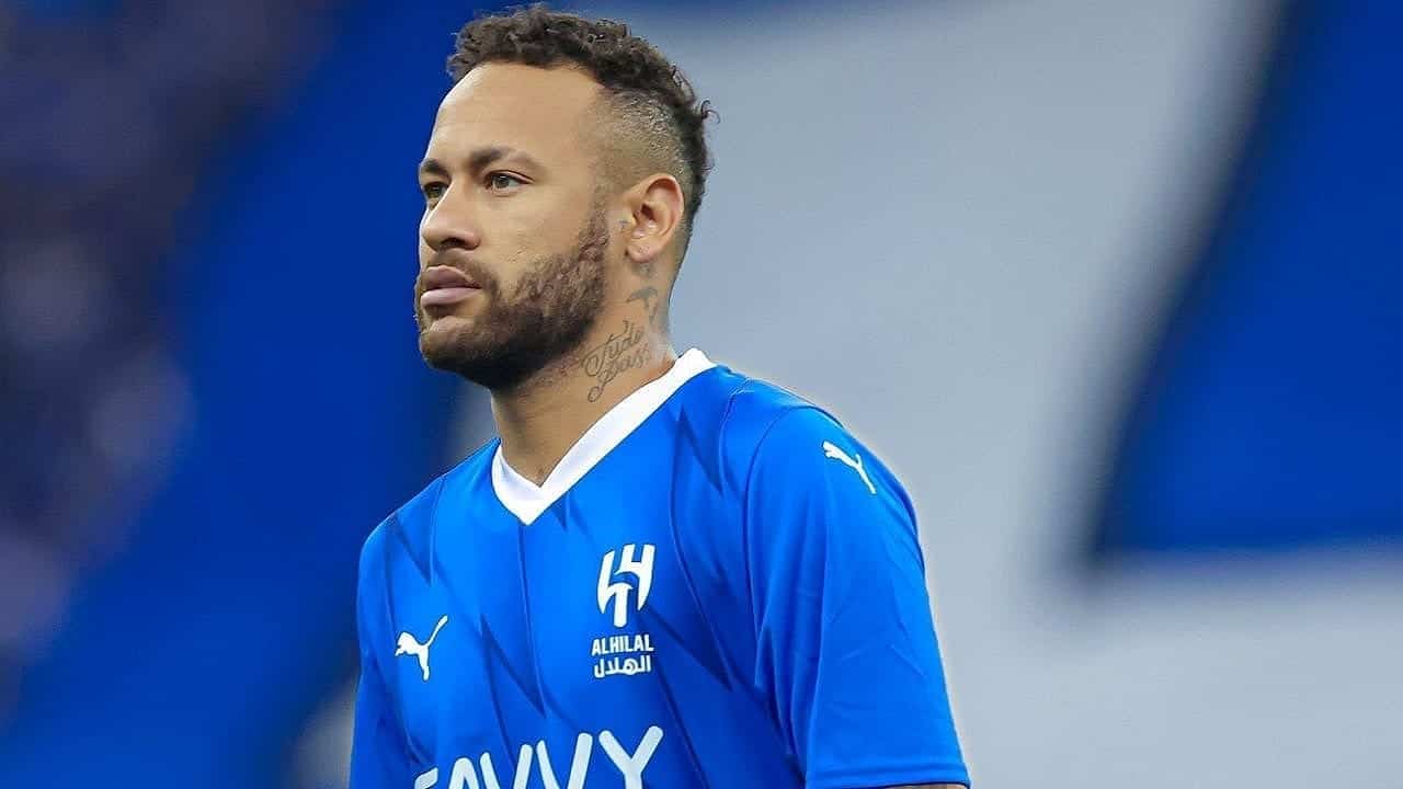 نيمار يصدم الهلال بشأن موعد عودته إلى الملاعب