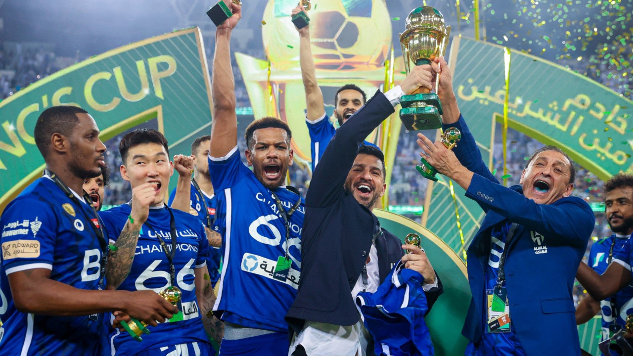 موعد مباراة الهلال والطائي في كأس الملك السعودي 2024-2025