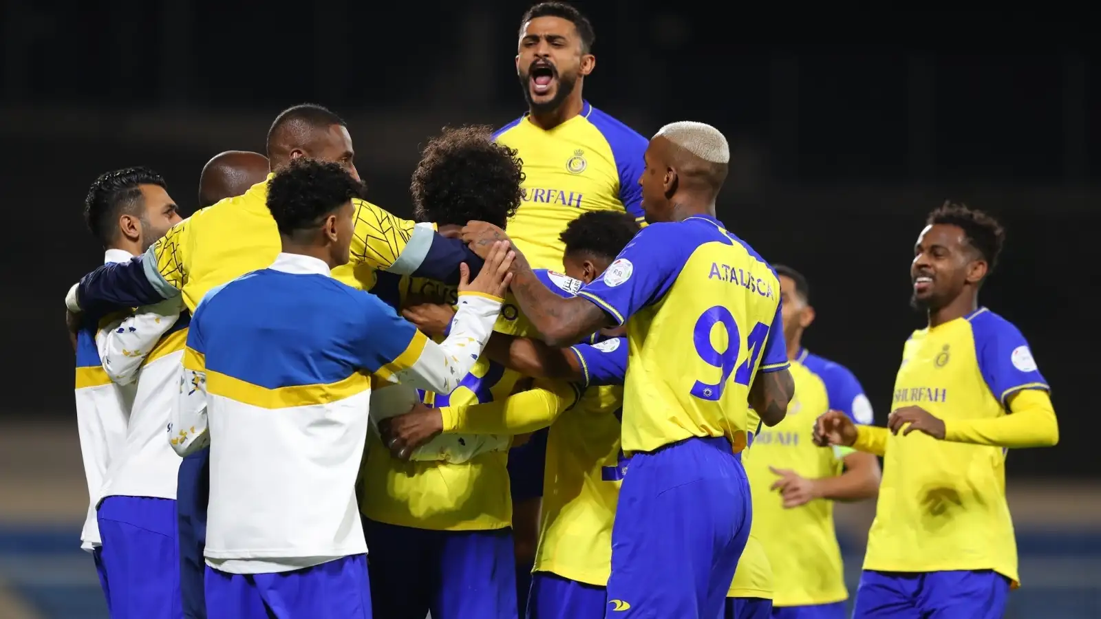 goal image w crest 73a7b695 5e9b 448d 866e 65d5b4c868fb.jpeg