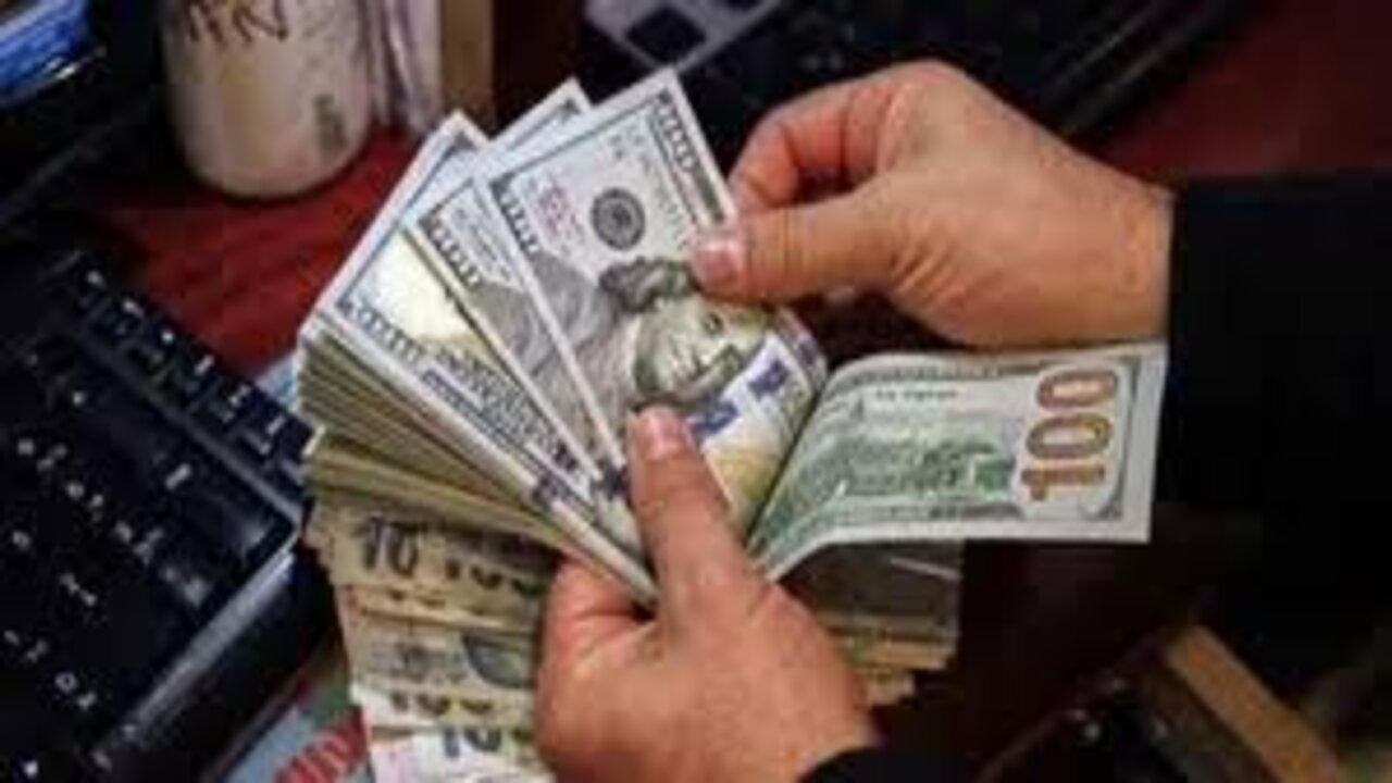تراجع متواصل في أسعار صرف الدولار أمام الدينار العراقي