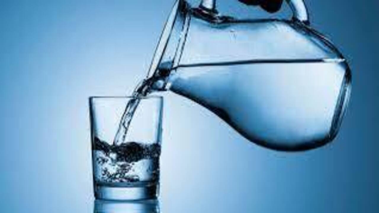 المياه... دراسة أمريكية تكشف تأثير العطش على راحة الجسم