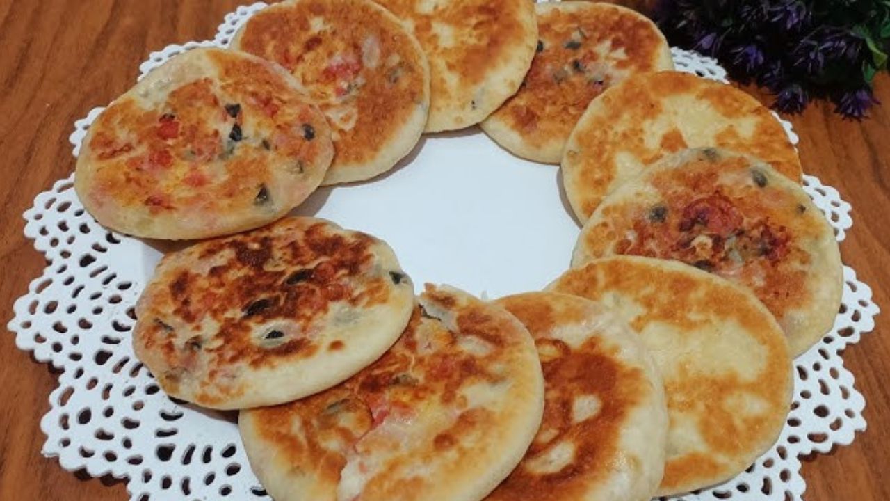 الفطائر السريعة بالطاسة