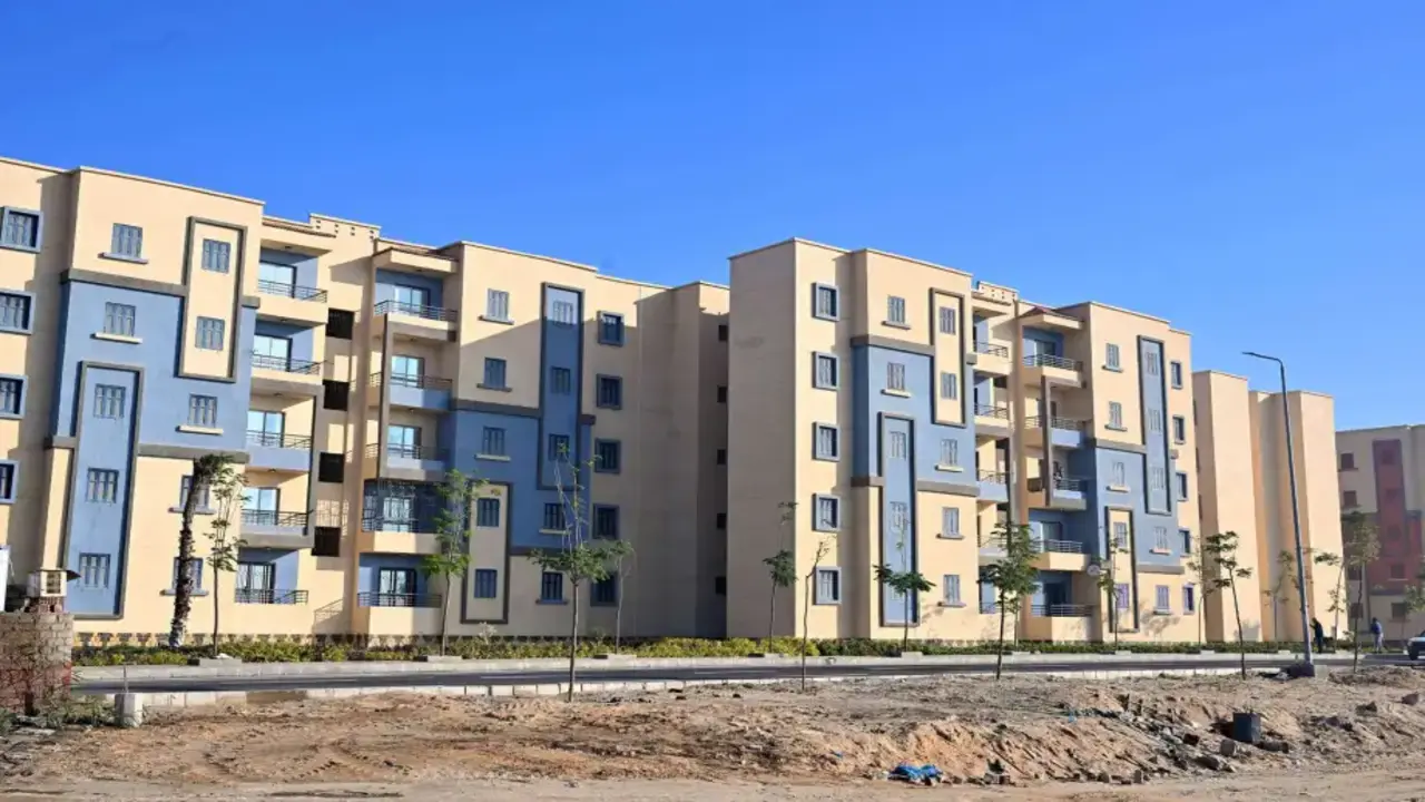 شقق الإسكان في العاشر من رمضان