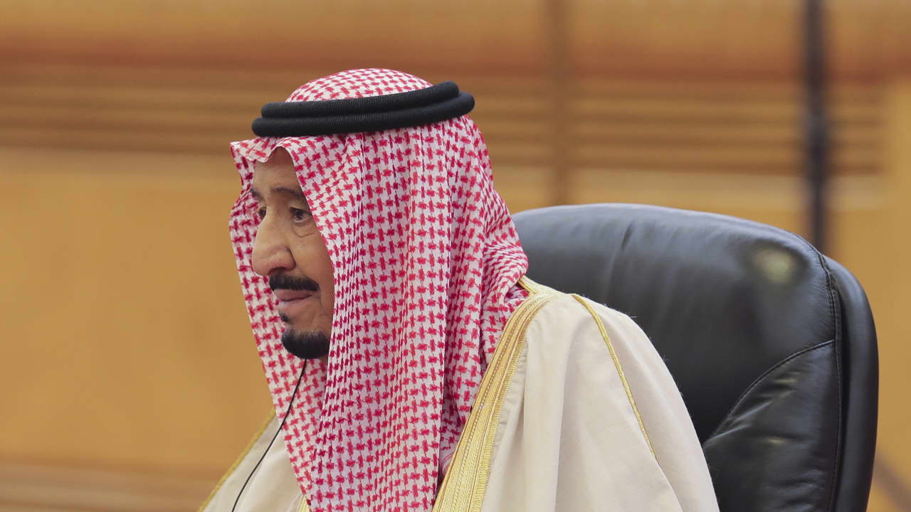 تقديم موعد صرف راتب التقاعد لشهر نوفمبر