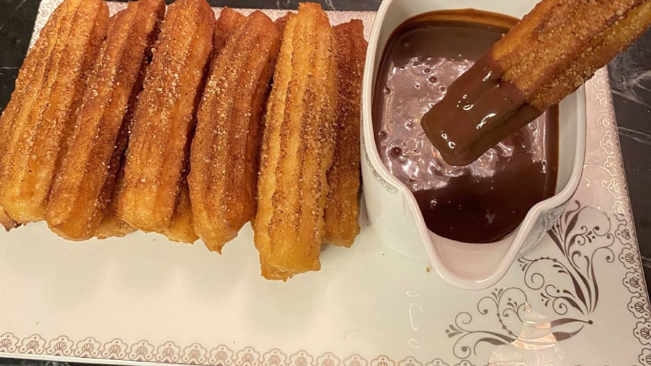 طريقة عمل التشوروز المقرمش